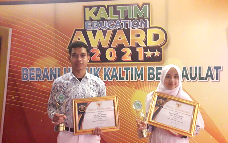 2 Siswa SMA YPK Raih Penghargaan Kaltim Education Award 2021