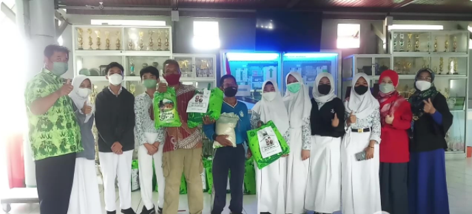 Ramadhan Peduli, SMP YPK Tebar Paket Sembako￼
